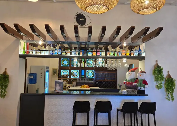 Zhang And Dragon J1 Dive Center Hotel 3*
