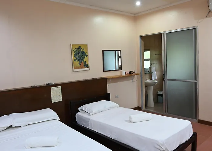 Zhang And Dragon J1 Dive Center Hotel 3*